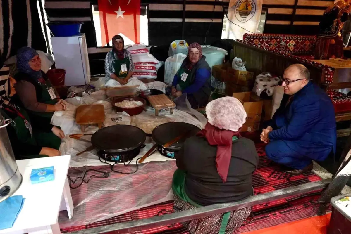 Yörüklerin \'Kıl çadırı\' kuruldu fuarın gözdesi oldu