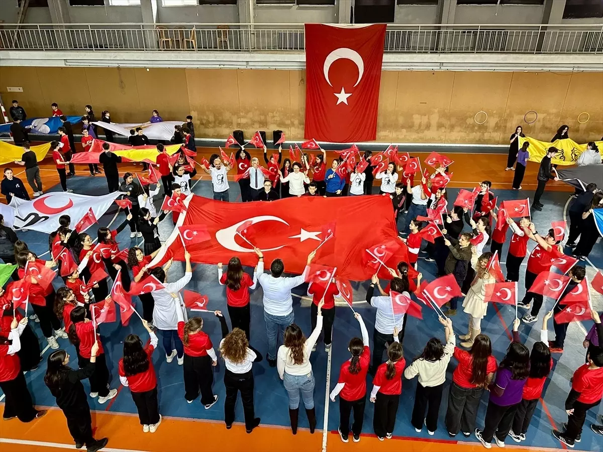 Zonguldak\'ta Bayrağa Saygı Etkinliği