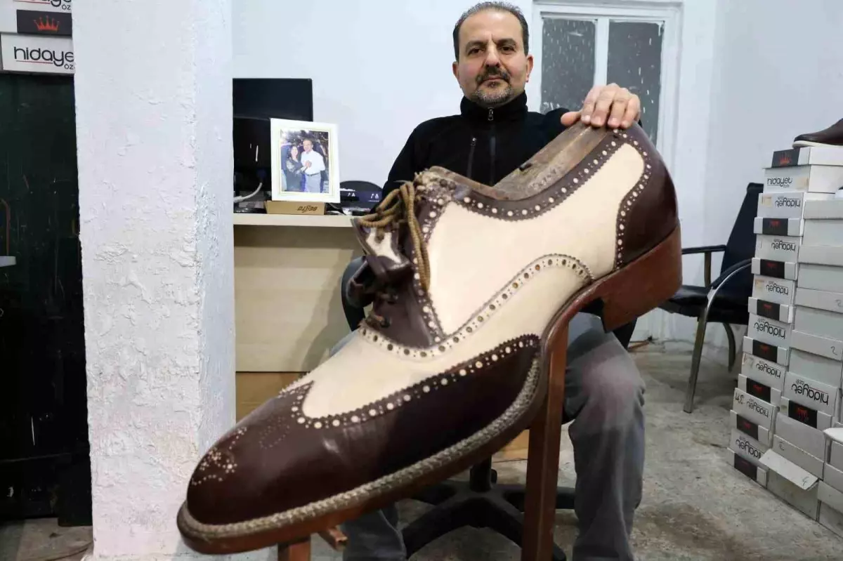 Depremzede İş Açarak Hayata Tutundu