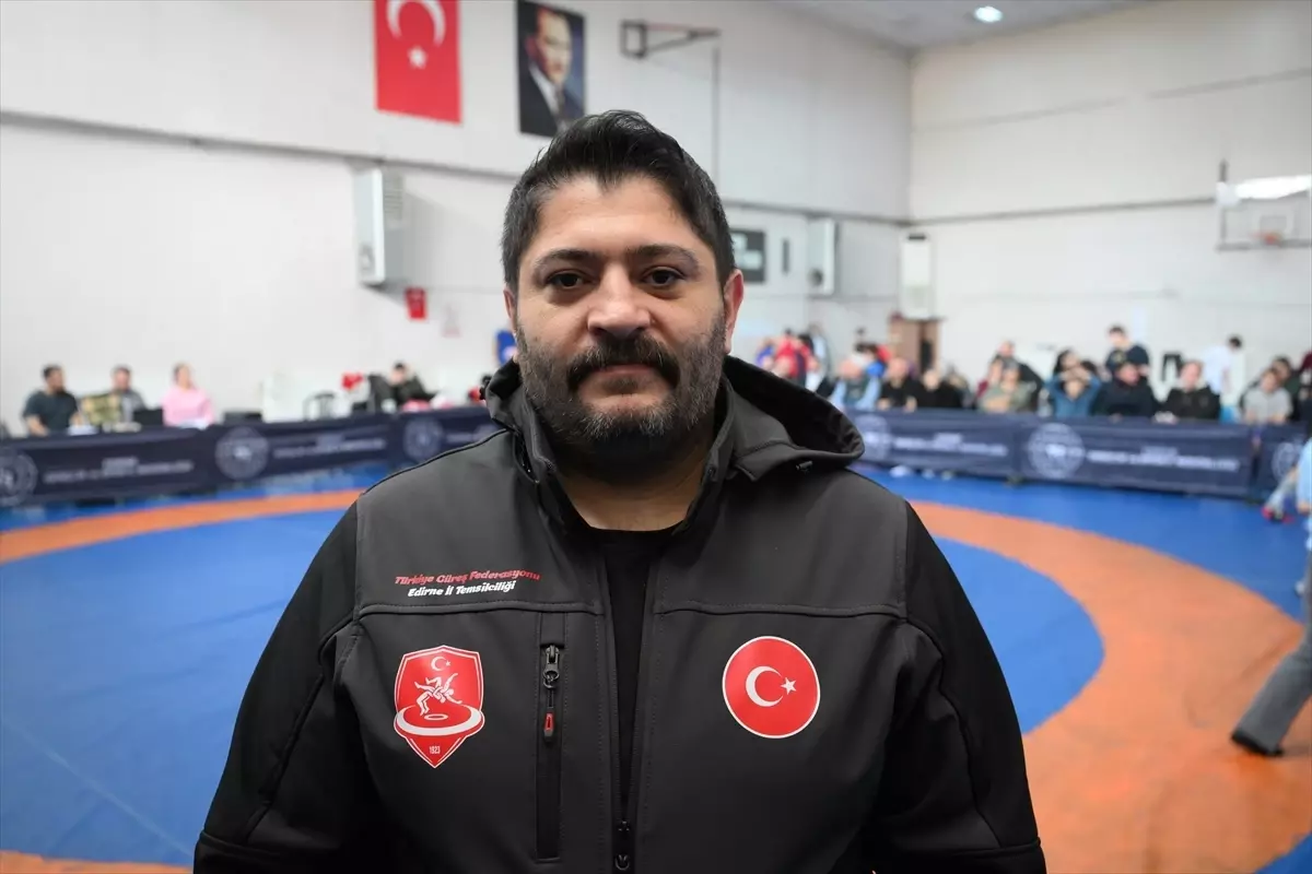 6 Şubat depreminde hayatını kaybeden güreşçiler, Edirne\'de anıldı