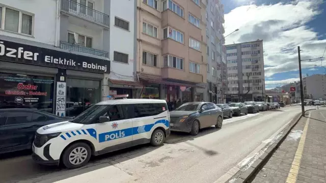 10 gün önce öldü, cesedi çürüyünce bulunabildi