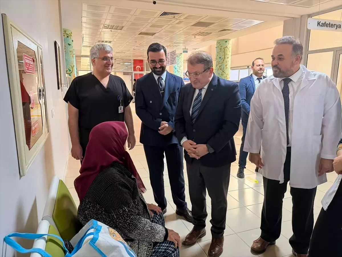 Prof. Dr. Özkan Kemer Devlet Hastanesini Ziyaret Etti