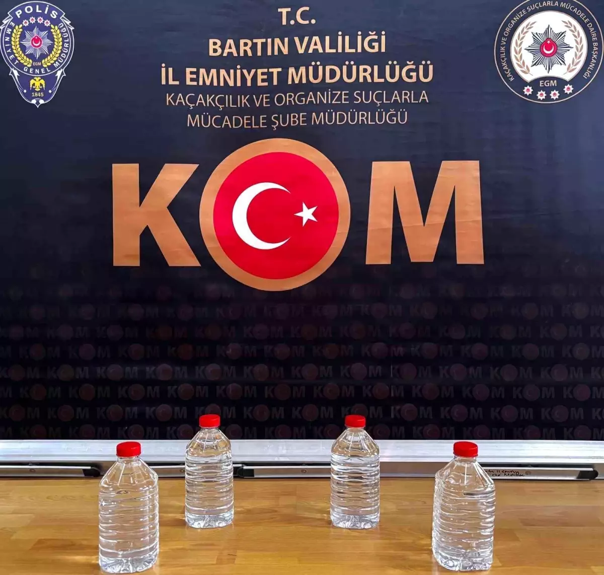 Bartın\'da Kaçak Etil Alkol ve Kozmetik Ele Ge geçirildi