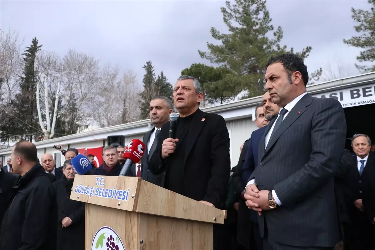 CHP Genel Başkanı Özel, Adıyaman\'da konuştu Açıklaması