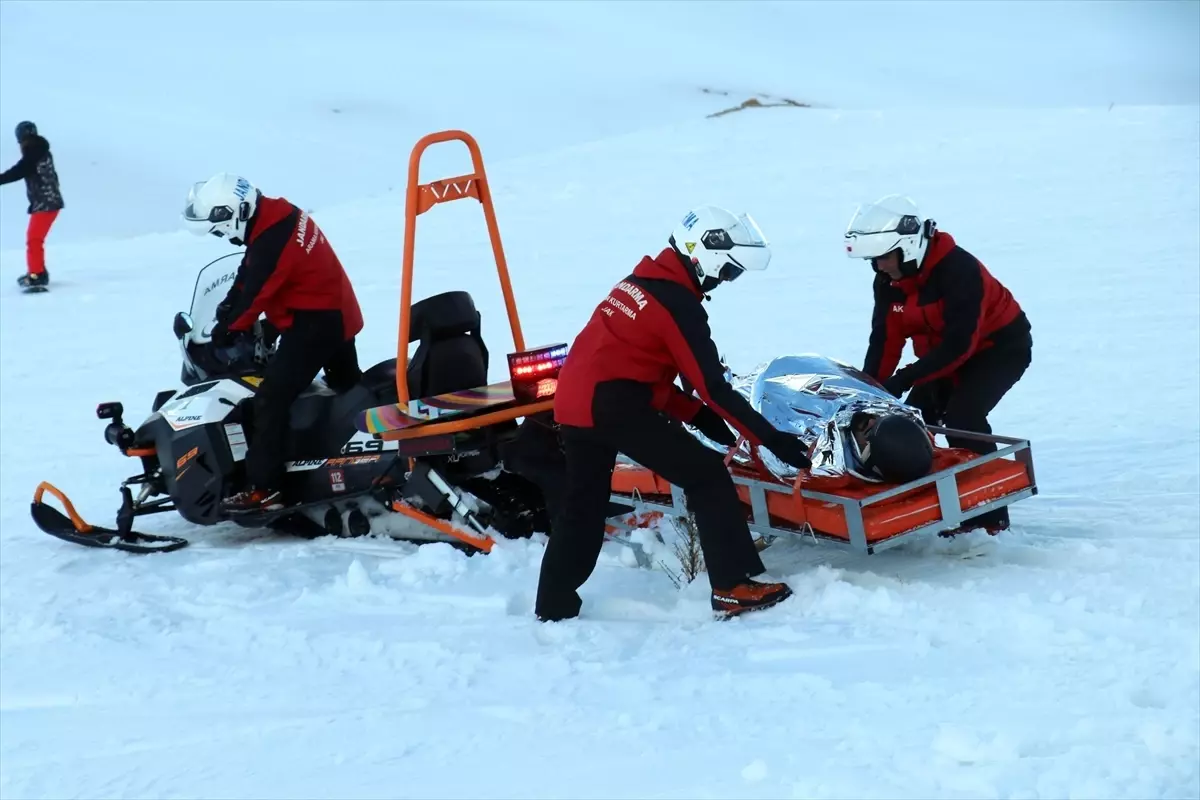 Davraz\'da Kayak Güvenliği JAK ile Sağlanıyor