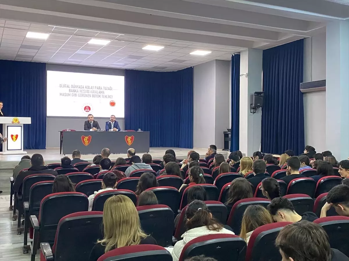 Gençler için Dijital Dolandırıcılık Farkındalığı