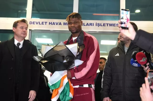 Süper Lig devinden son gün bombası! Tarihi transfer İstanbul'da