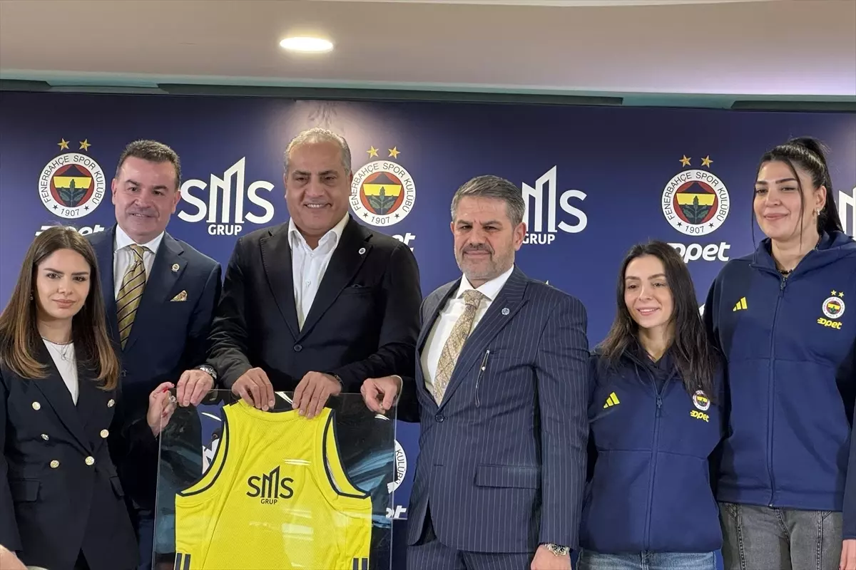 Fenerbahçe Opet Kadın Basketbolu\'na Yeni Sponsor