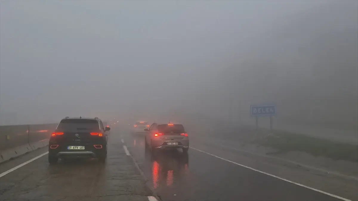 Yayladağı\'nda Sağanak Yağış