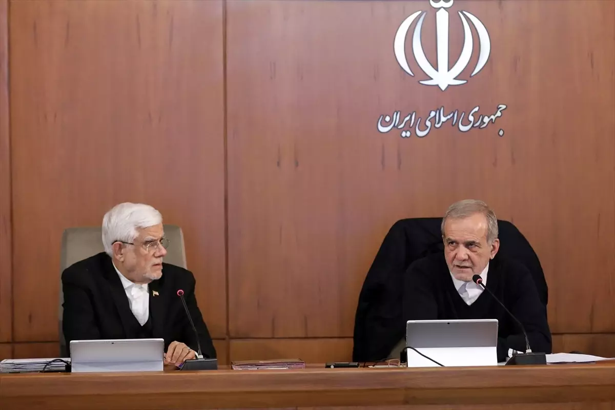 Pezeşkiyan\'dan Komşu Ülkelere Saygı Çağrısı