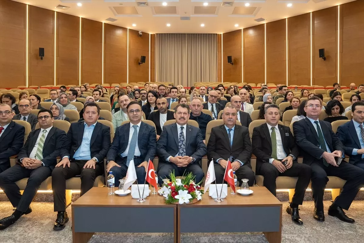 İzmir Adliyesi\'nde "bağımsızlık mücadelesi" semineri verildi