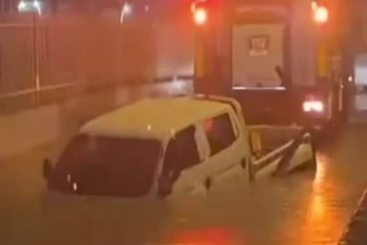 İzmir\'de sağanak yağışta bir kişi yaşamını kaybetti