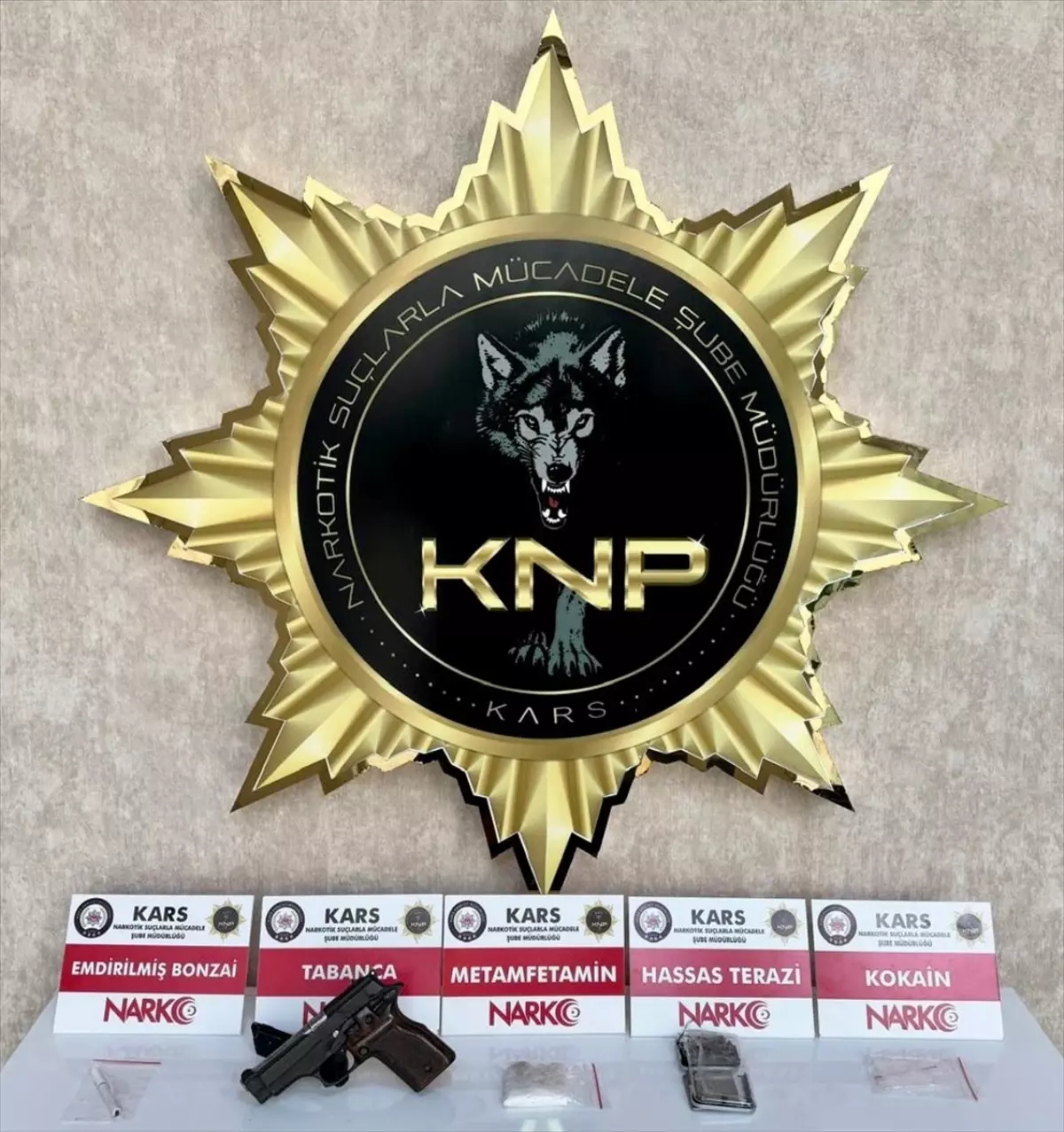 Kars\'ta Uyuşturucu Operasyonu: 2 Tutuklama