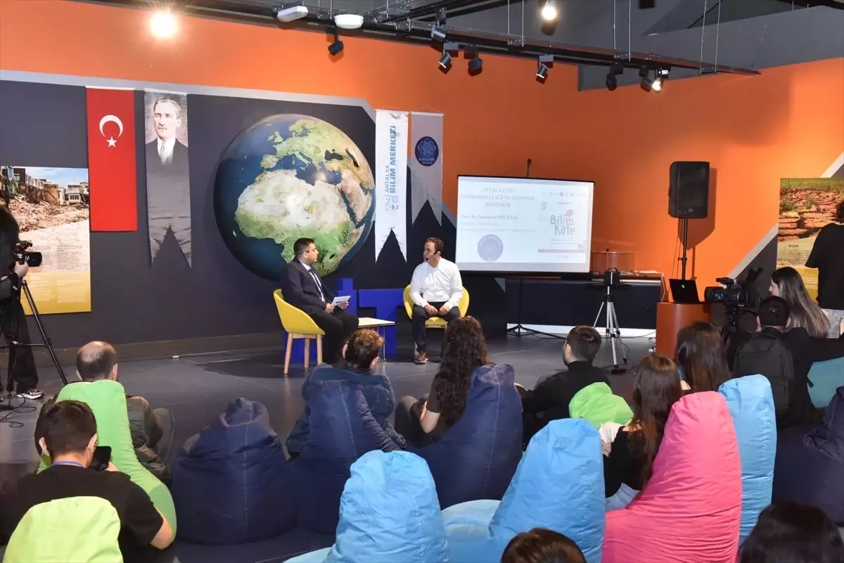 Antalya\'da Deprem Semineri