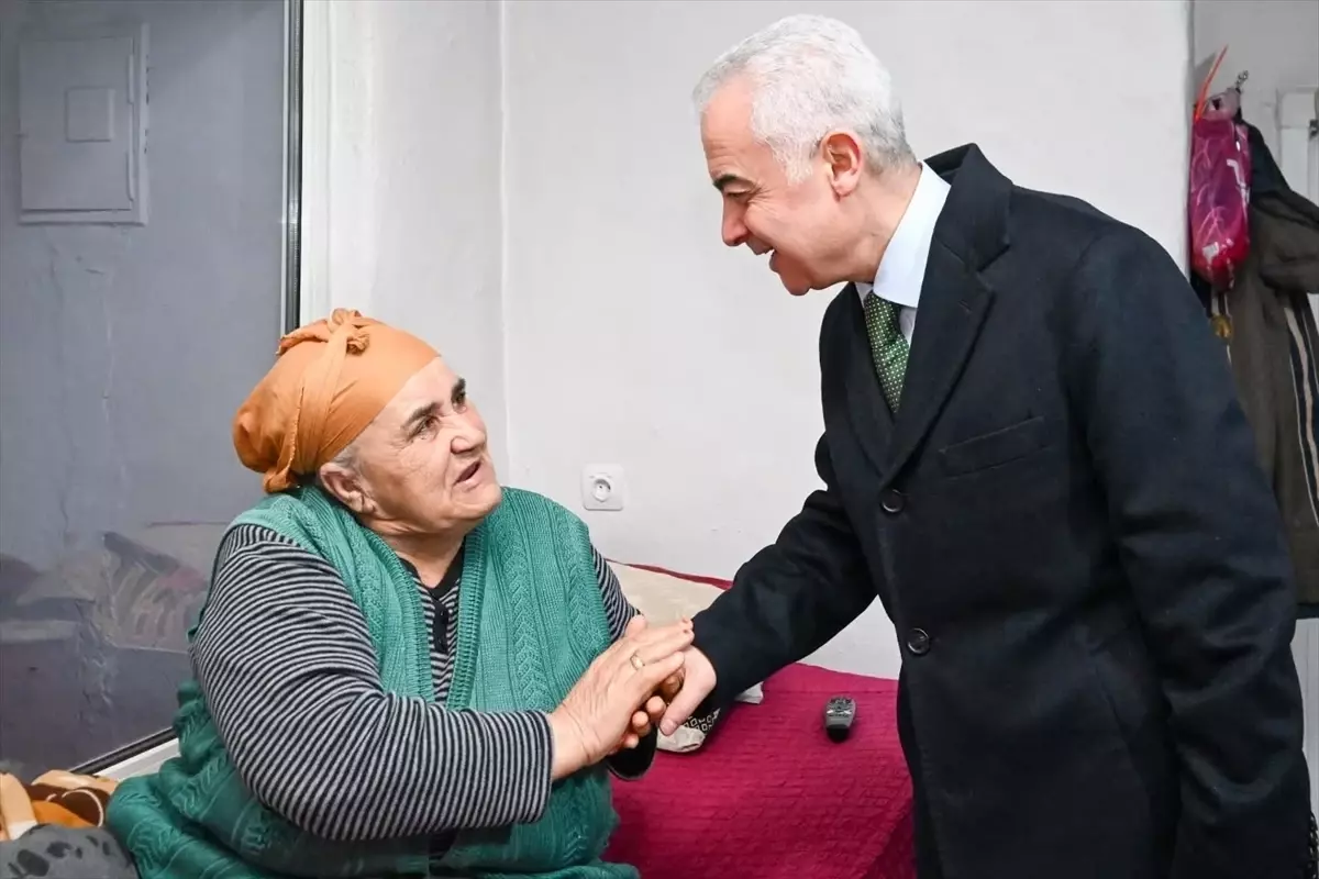 Vali Turan\'dan Hane Ziyaretleri