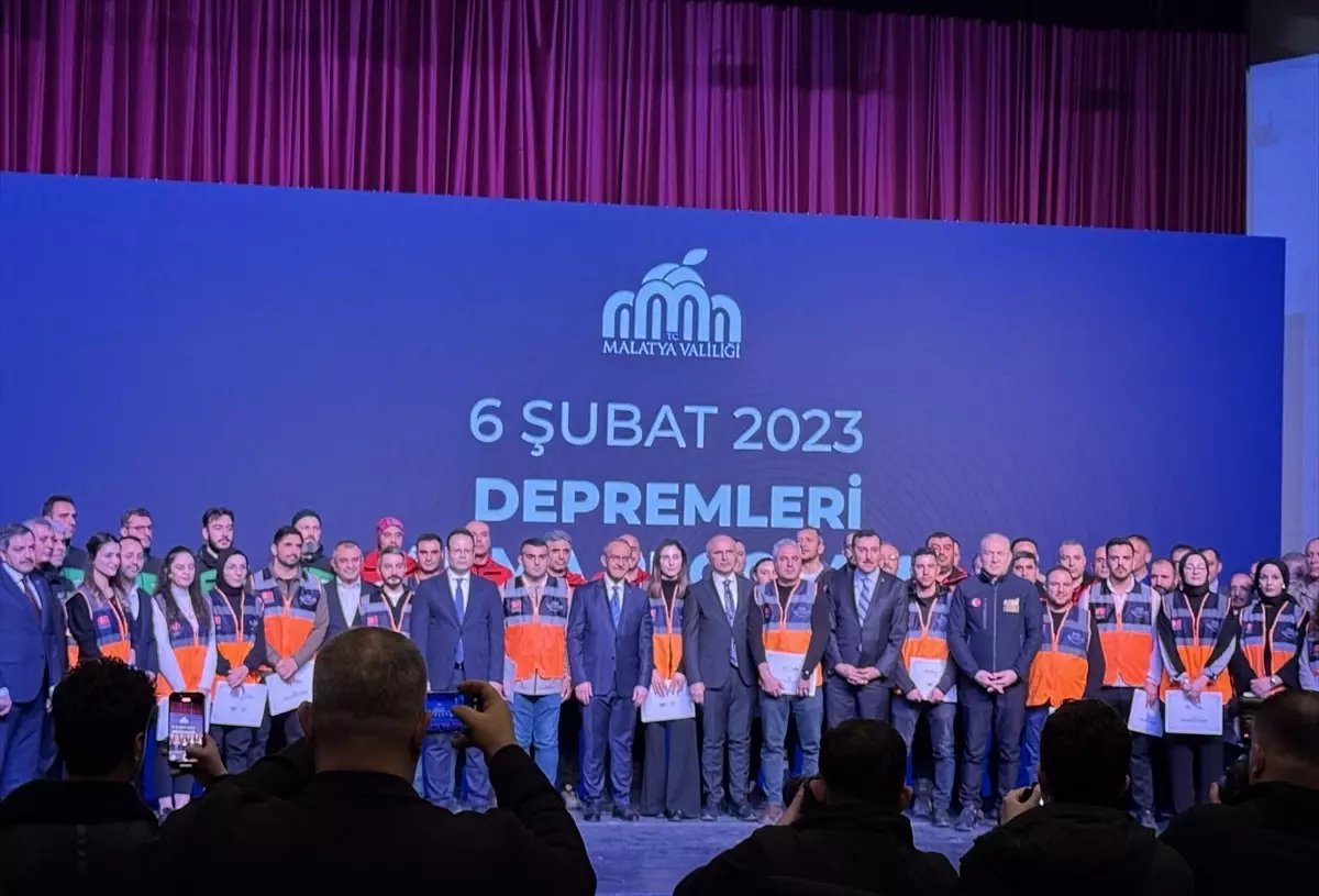 Malatya\'da Depremin Üçüncü Yılı Anma Programı