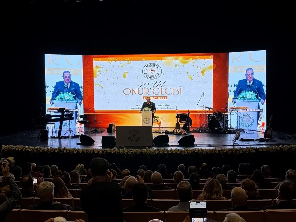 MEV 40. Yıl Onur Gecesi İstanbul\'da Yapıldı