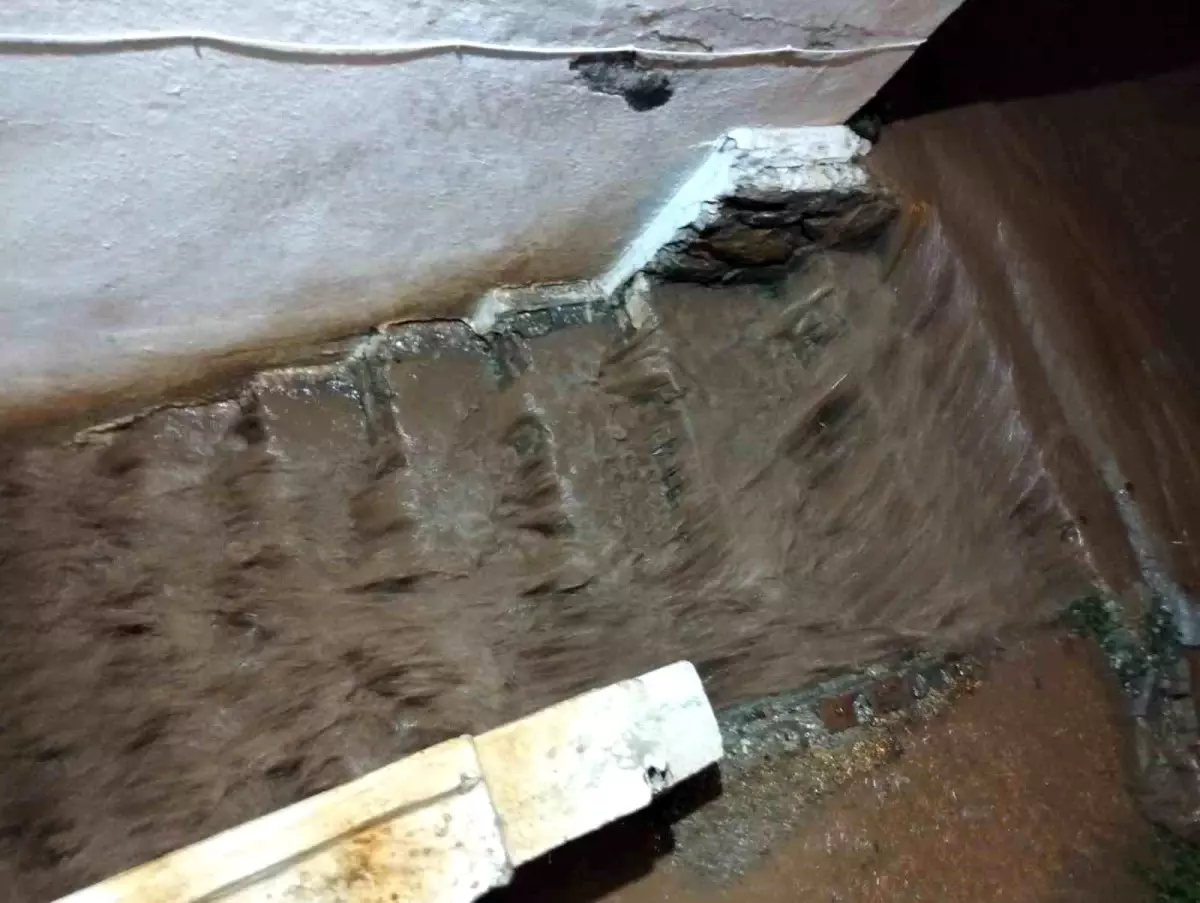 Marmaris\'te Sağanak Yağış ve Su Baskınları