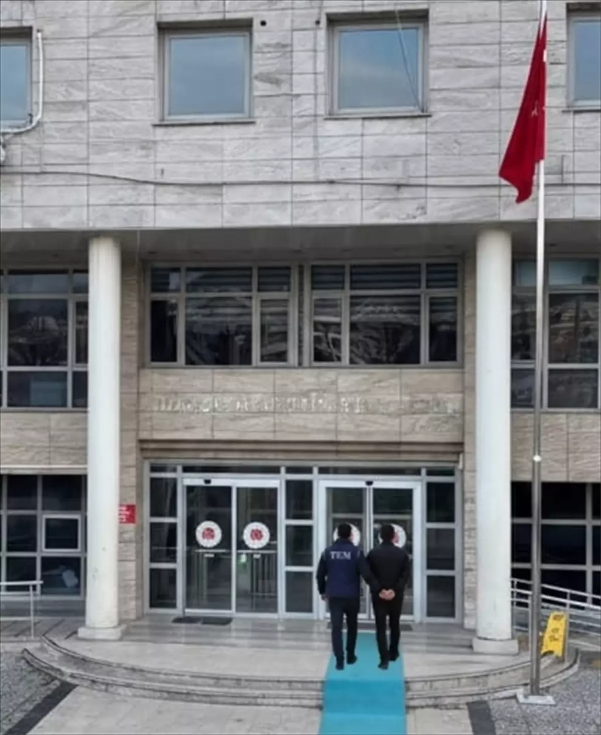 FETÖ Üyesi Emniyet Müdürü Yakalandı