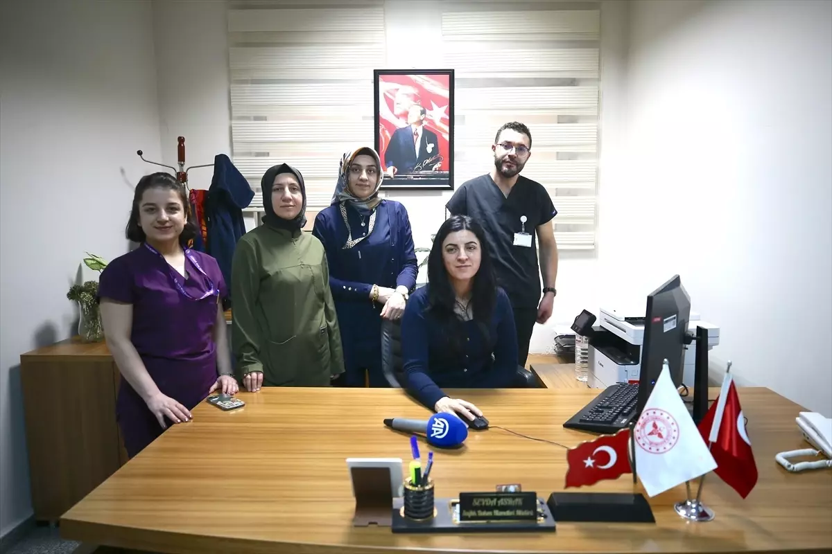 Hemşirelerden \'Yılın Kareleri\' Oylamasına Katılım