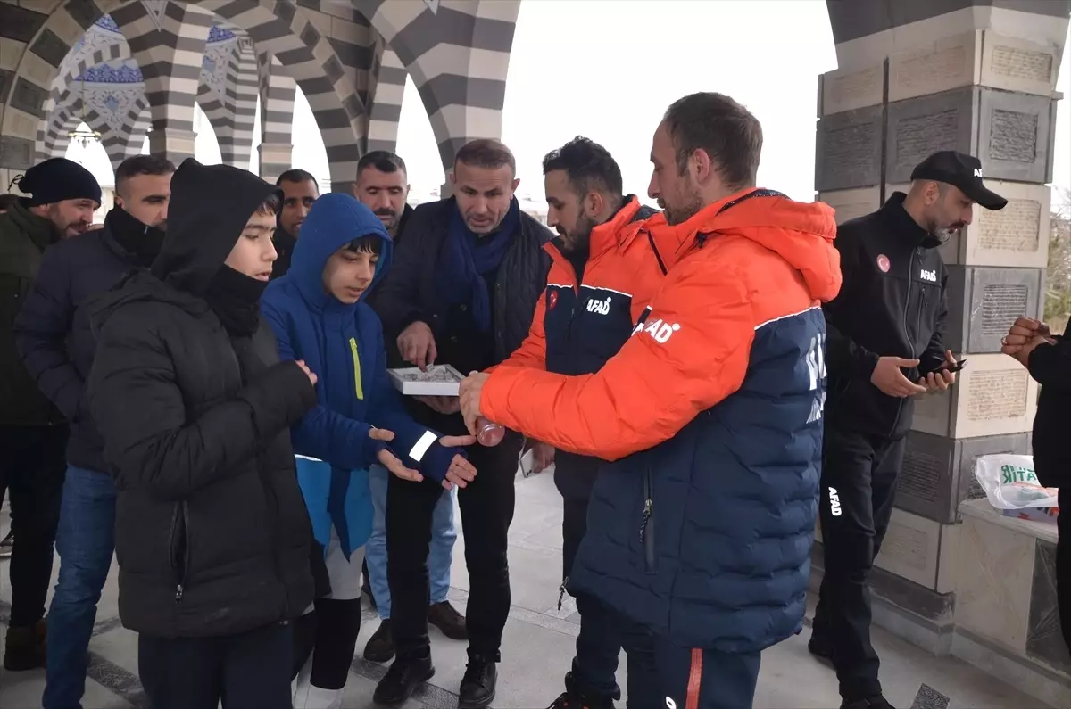 Muş\'ta Deprem Şehitleri İçin Mevlit