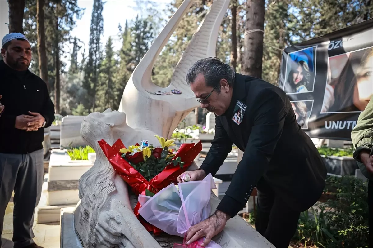 Özgecan Aslan için anma