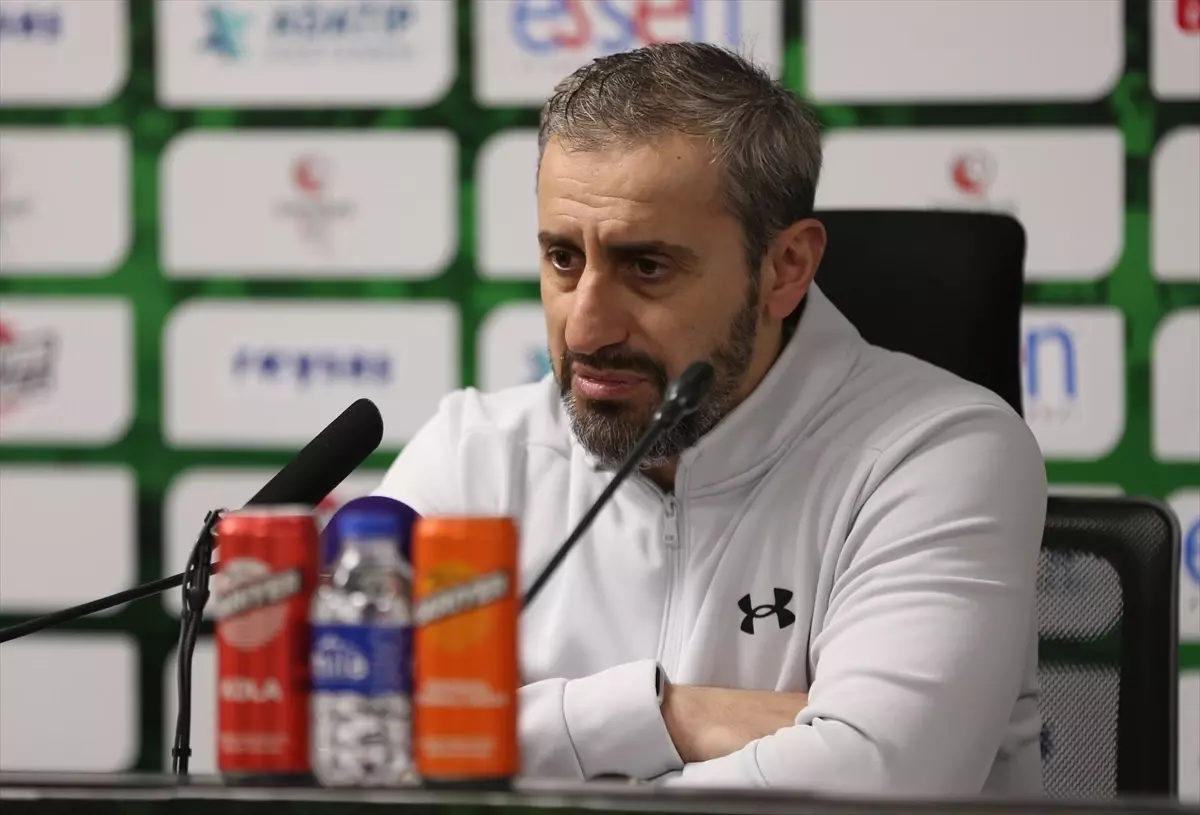 Erzurumspor, Sakaryaspor\'u Deplasmanda Yendi