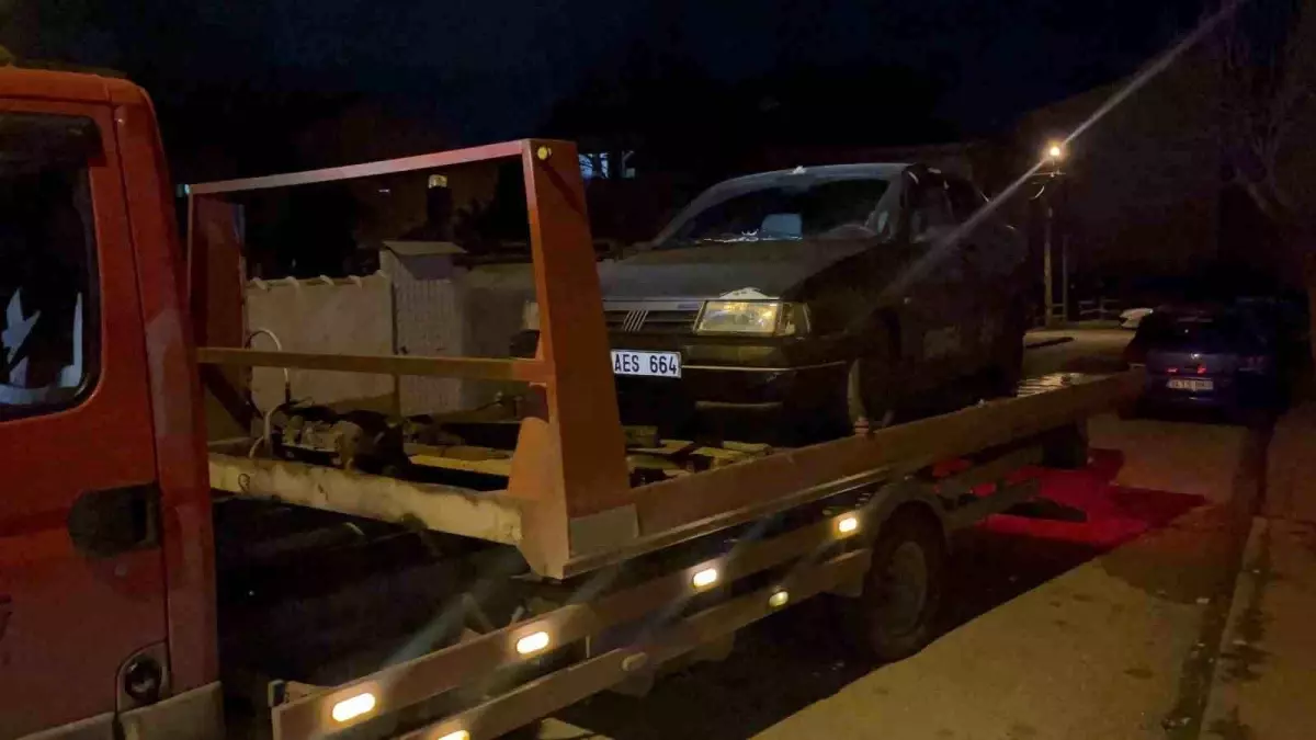 Eskişehir\'de Kaçan Araç Terk Edildi