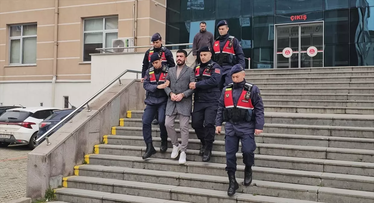 Bıçaklı Kavga: 1 Ölü, 1 Tutuklu