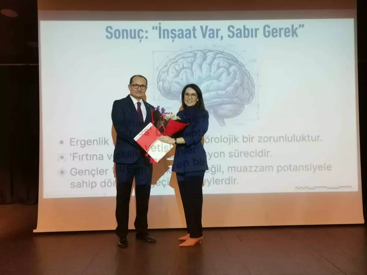 Tekirdağ\'da Ergenlik Semineri
