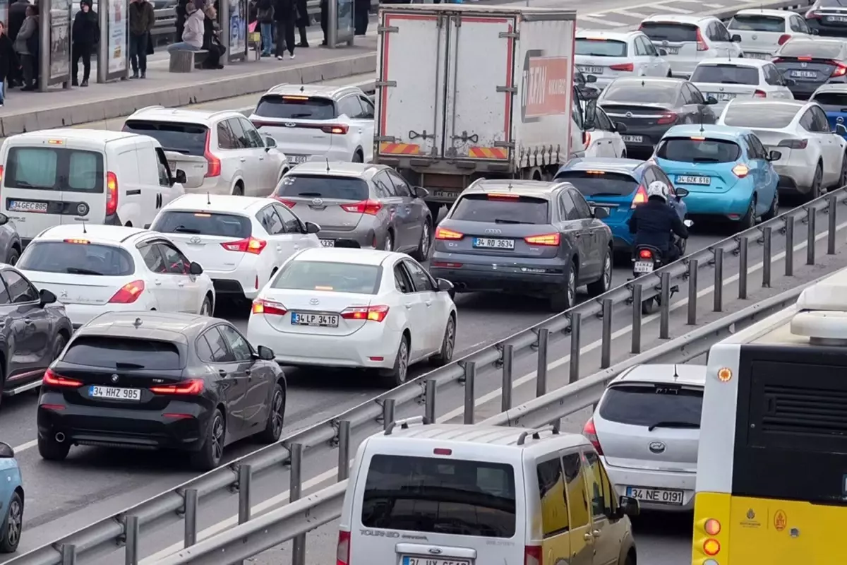 Trafik kanunu sil baştan: Bunu yapan artık 5 bin lira ceza ödeyecek