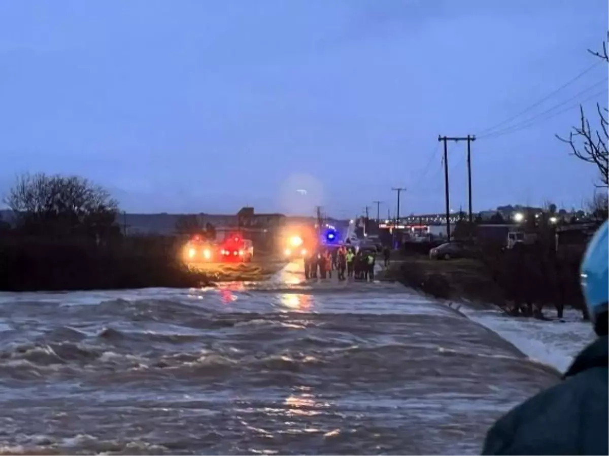 Gümülcine\'de Sel Felaketi: Sürücü Hayatını Kaybetti