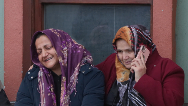 Ev sahibi-kiracı kavgası cinayetle bitti! Hastaneye götürülmesin diye aracın önünü kestiler iddiası Ev sahibi-kiracı kavgası cinayetle bitti! Hastaneye götürülmesin diye aracın önünü kestiler iddiası