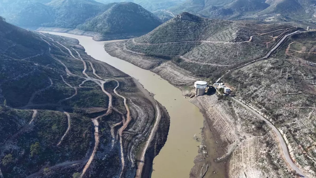 İzmir\'de Yağışlar Barajları Kurtardı