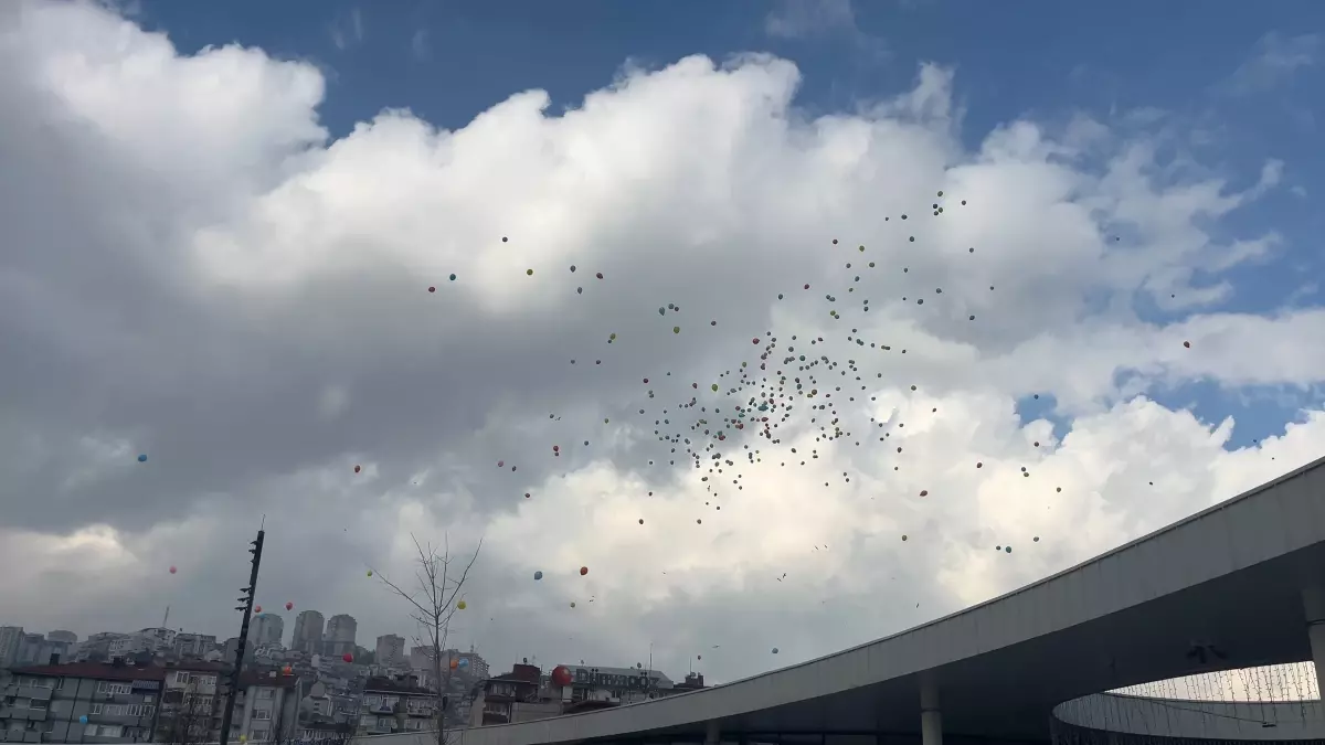 Uras Ege için renkli balonlar gökyüzüne bırakıldı