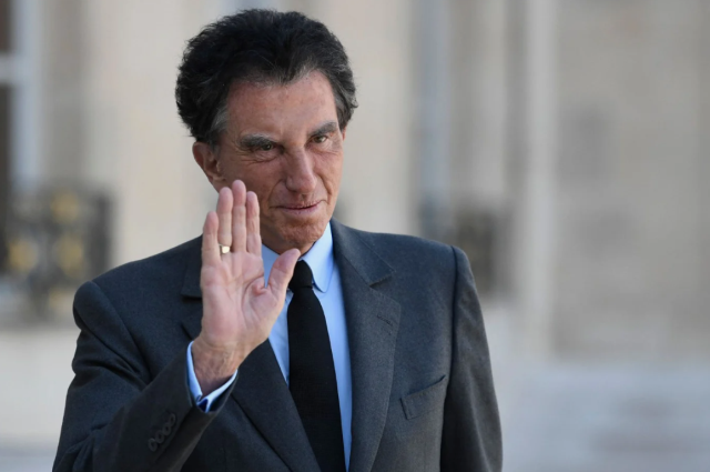 Epstein depremi! Arap Dünyası Enstitüsü başkanlığından istifa etti