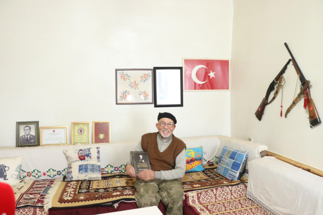 'Gururumdan ağladım' diyen 77'lik İsmail Amca, 77 bin metrekare arazisini gözünü kırpmadan bağışladı