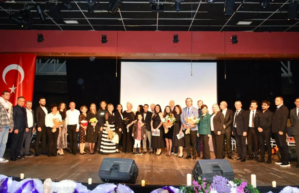 Narlıdere\'de Sanatla Aile Yılı Kutlandı