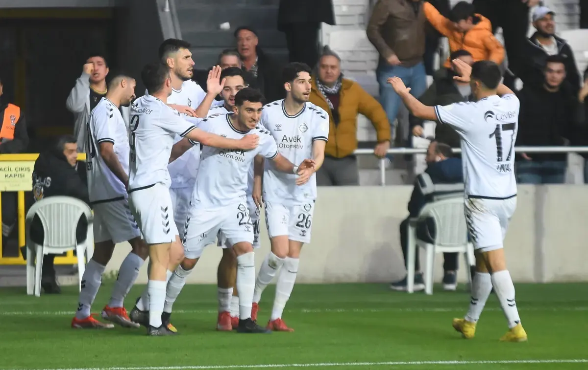 Altay\'a İç Sahada 4 Galibiyet