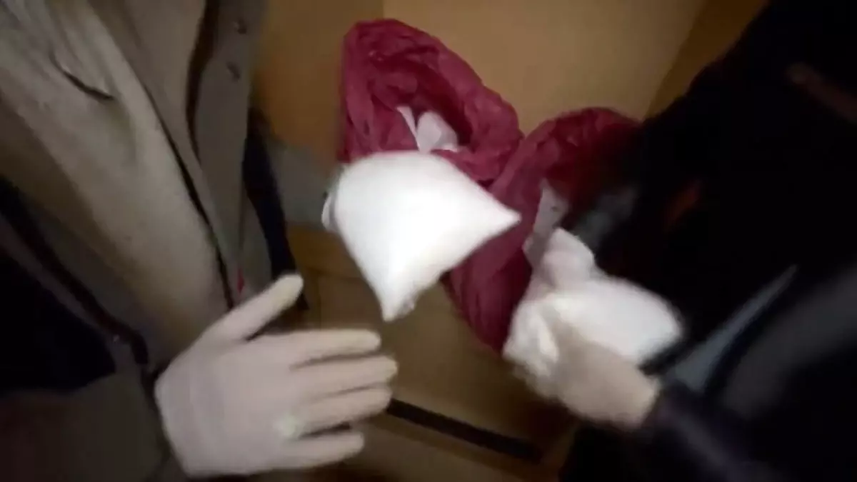 Avcılar\'da Uyuşturucu Operasyonu: 3 Gözaltı