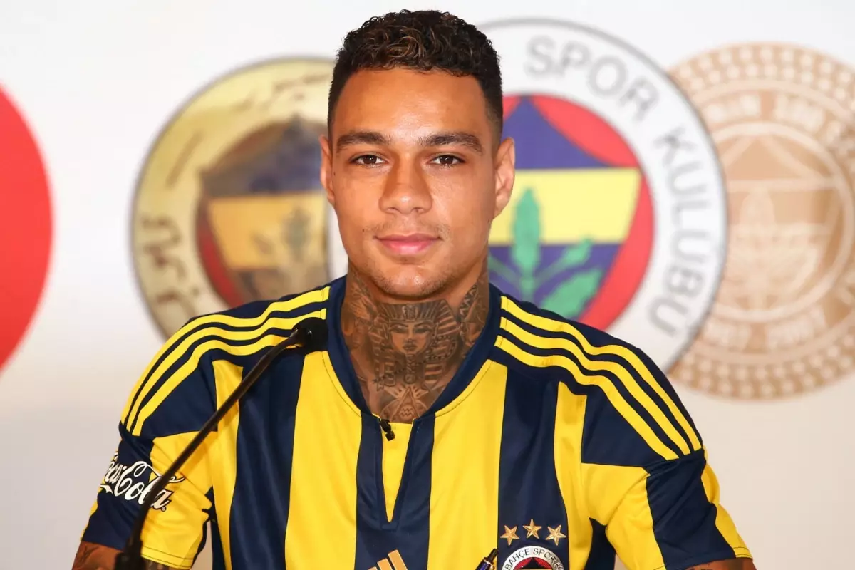 Eski Fenerbahçeli Van der Wiel\'den çok konuşulacak hapishane benzetmesi