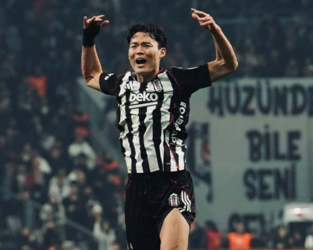 Hyeon-Gyu Oh, attığı röveşata golüyle tüm dünyada adından söz ettirdi