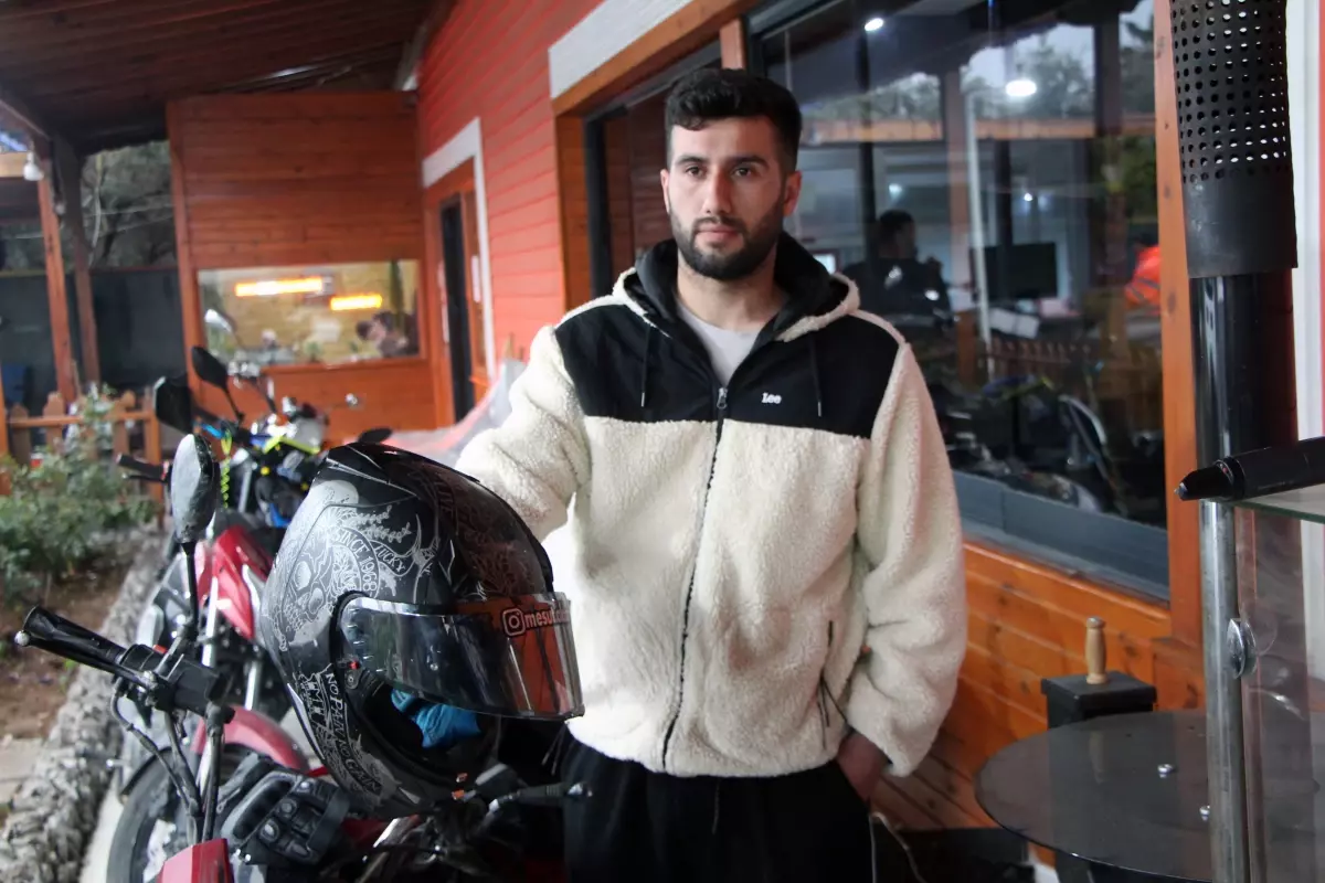 Kaskı Sayesinde Hayatta Kaldı