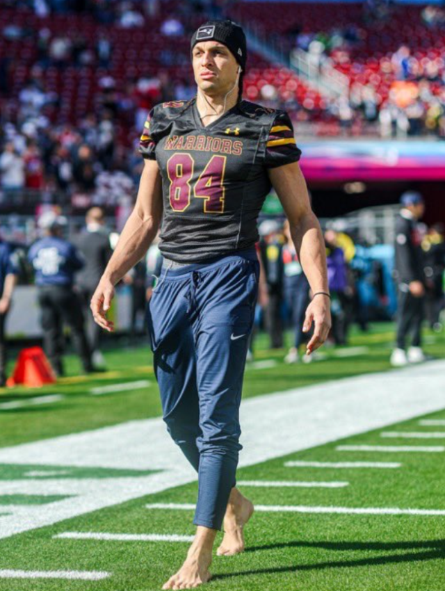 NFL yıldızından Super Bowl'da hapishane kıyafetli ICE protestosu