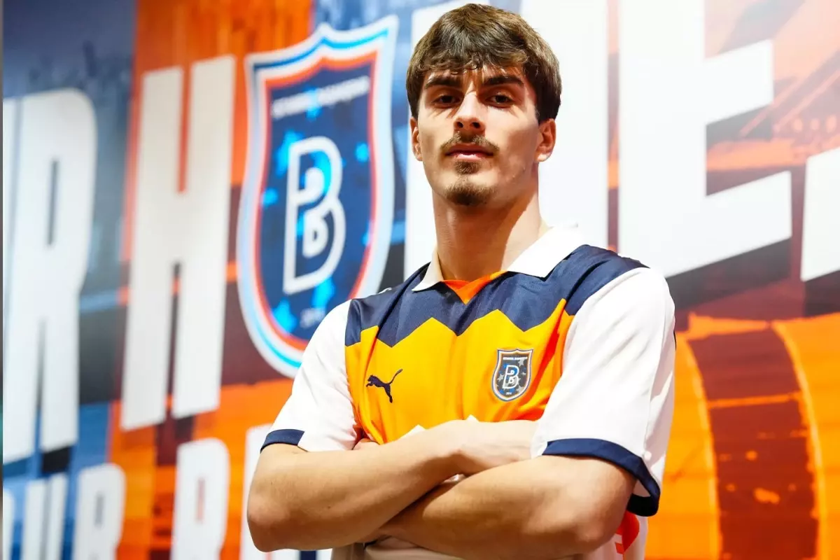 RAMS Başakşehir yeni sezonun ilk transferini yaptı