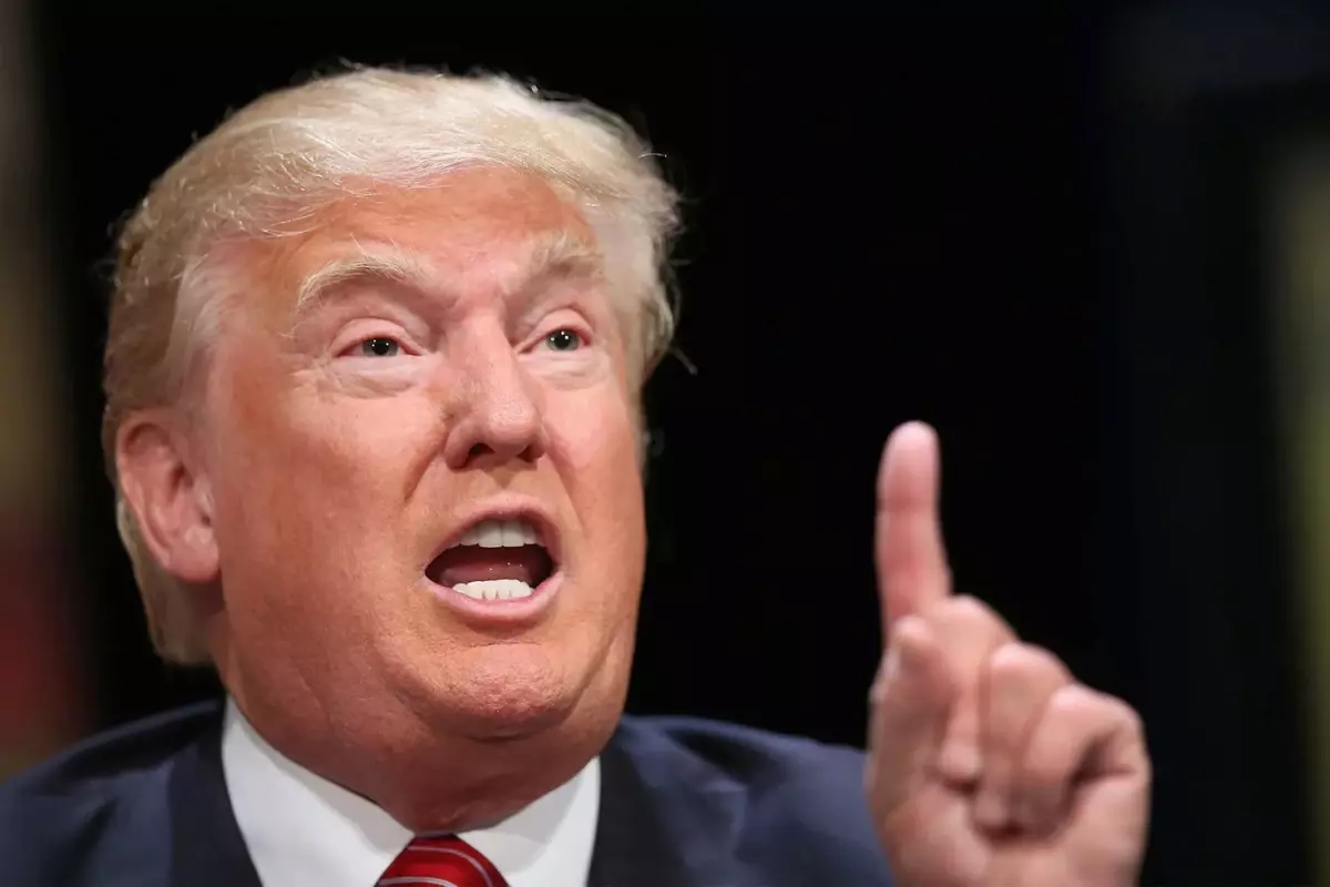 Trump\'tan Bad Bunny\'nin Super Bowl gösterisine sert tepki