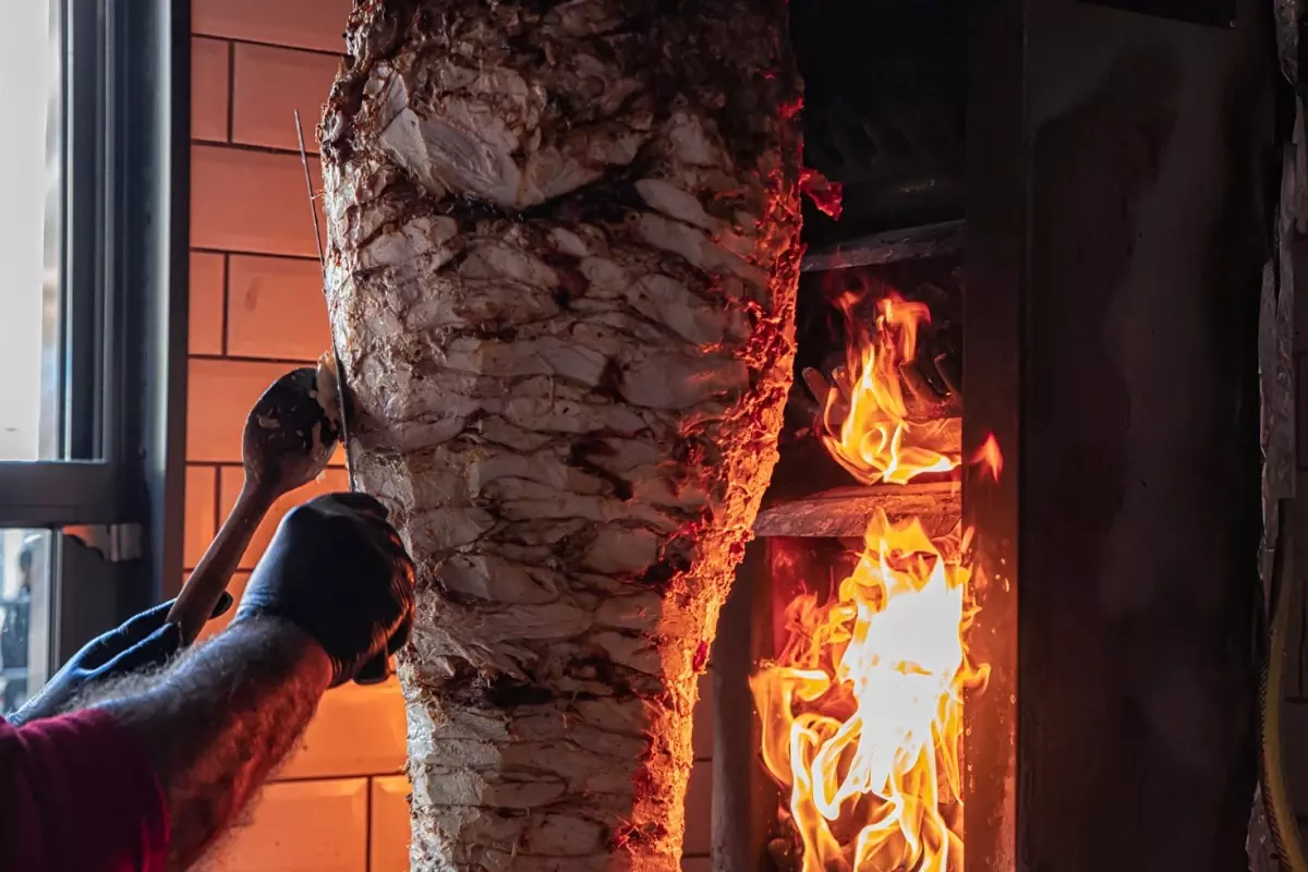 Türkiye\'nin dev döner zinciri satılıyor! İşte istenen ücret