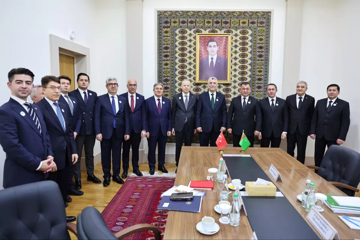 Ömer Bolat Türkmenistan\'da Görüştü