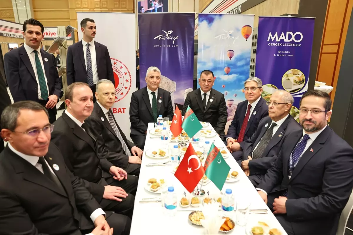 Ticaret Bakanı Bolat Türkmenistan\'da Fuar Açtı