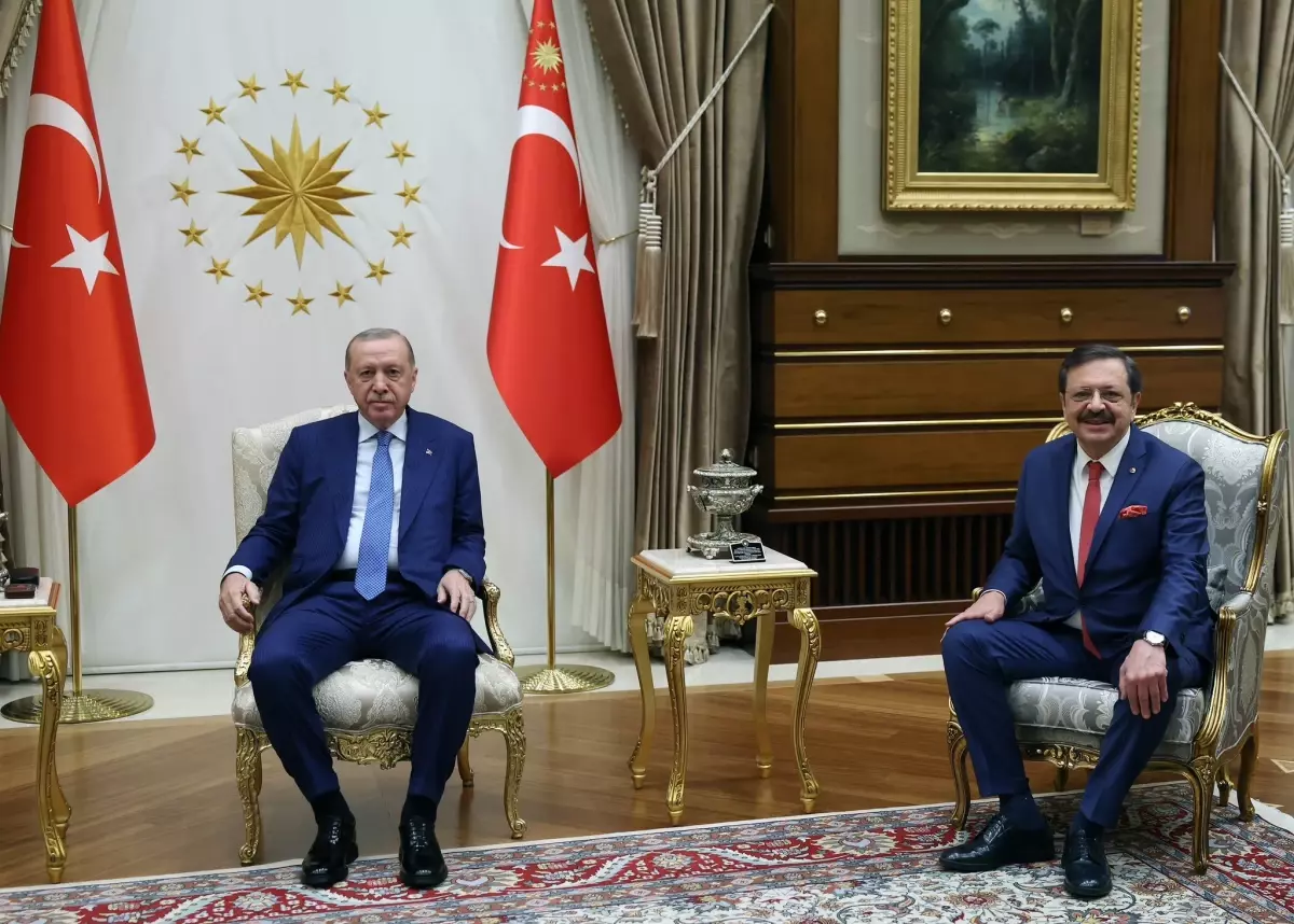 Cumhurbaşkanı Erdoğan, TOBB Başkanı Rifat Hisarcıklıoğlu\'nu kabul etti